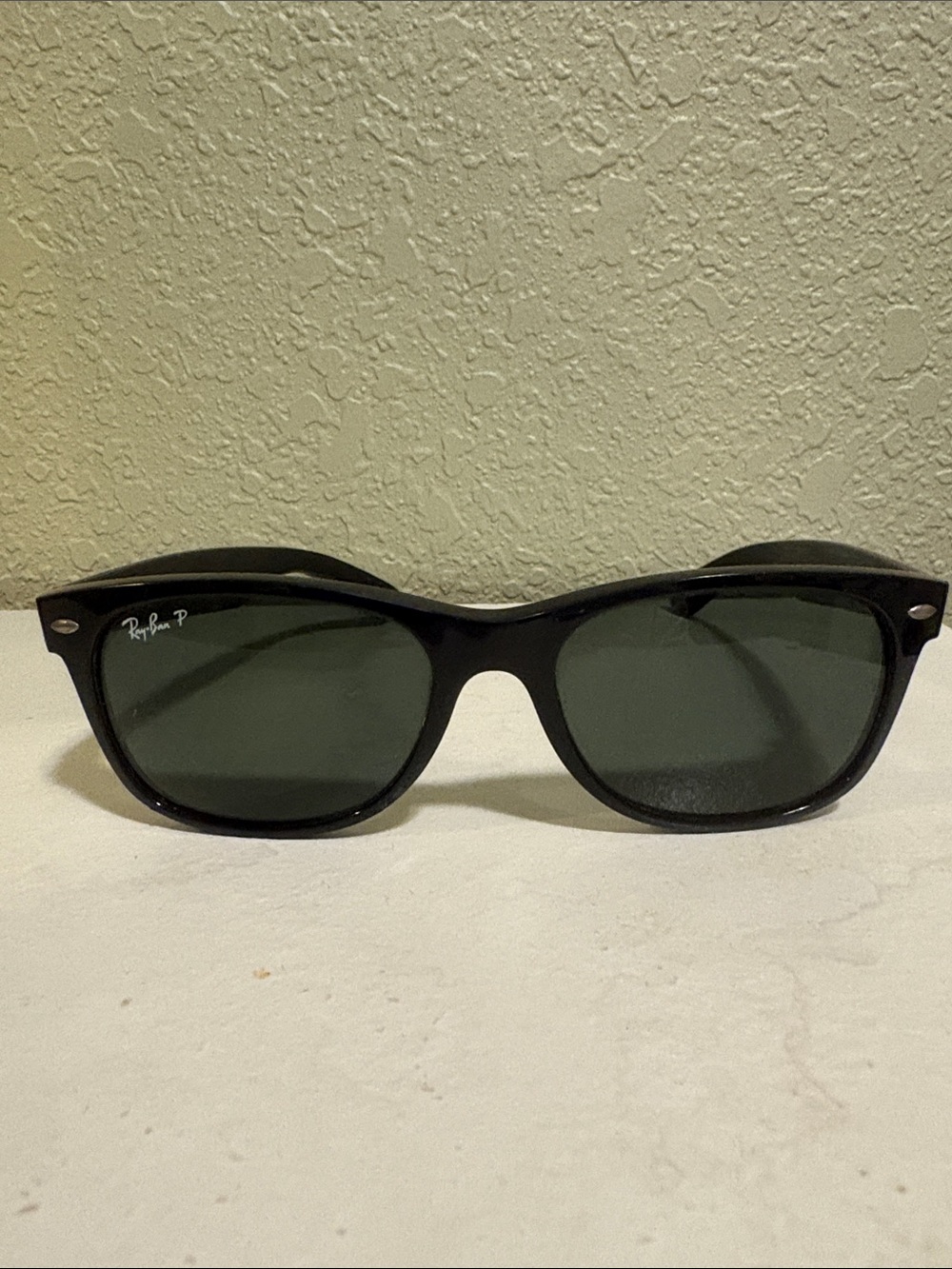 Ray-Ban Black Frame with Dark Green Lenses Sunglasses